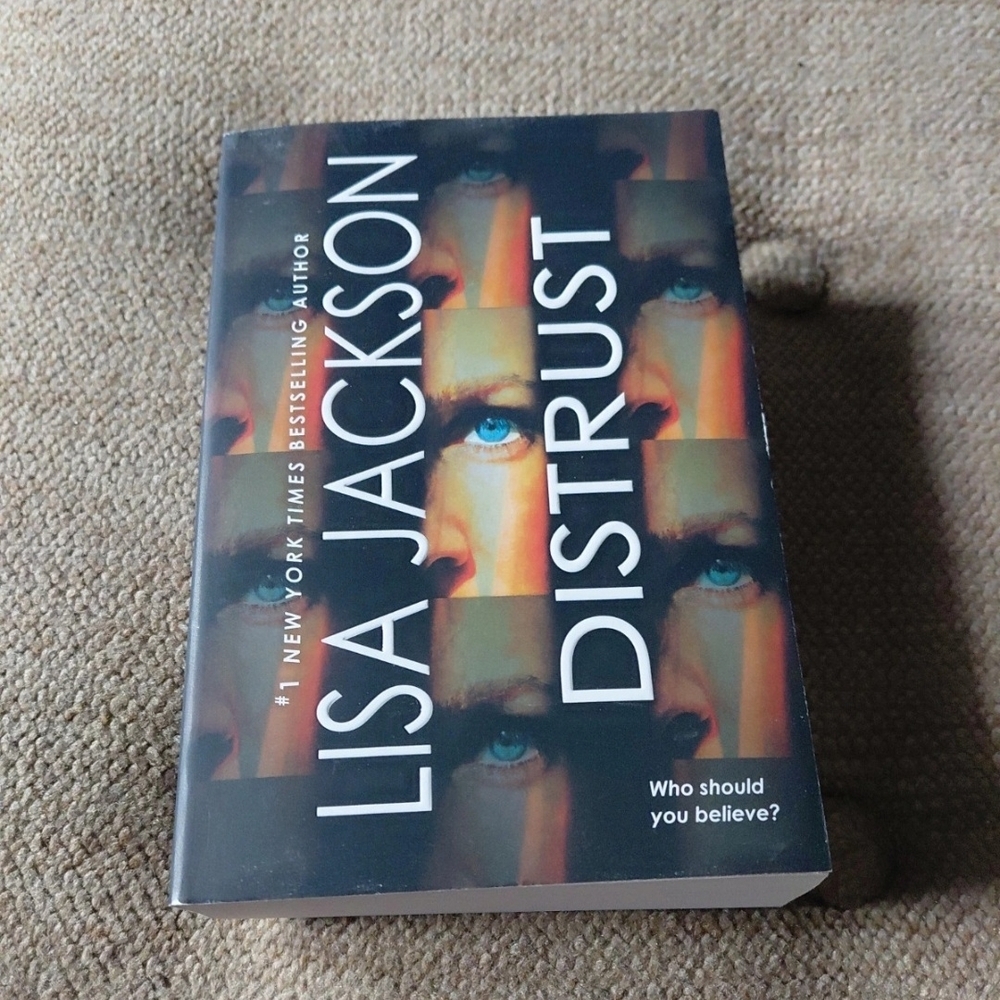 Lisa Jackson 'Distrust' Book